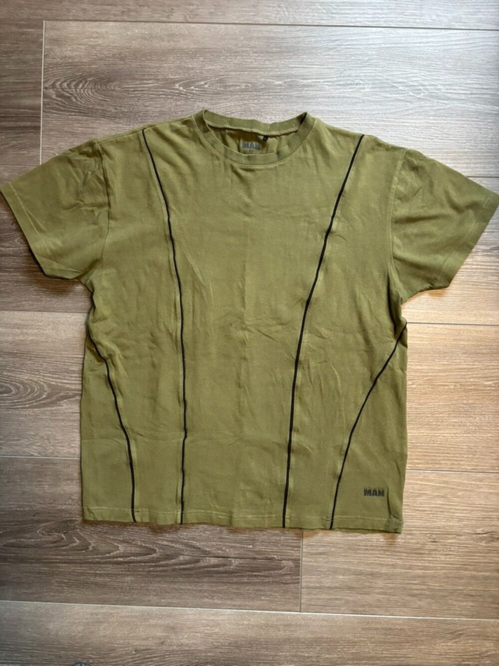 Green La Vie En Rose Men's T Shirt